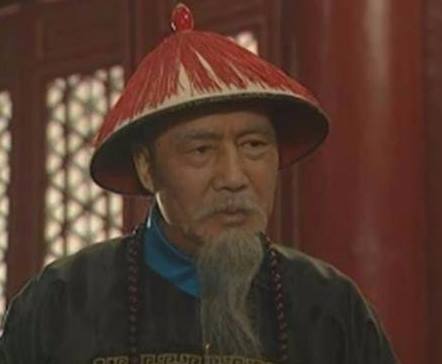 张廷玉为什么会在皇帝死前被连降三级？原因是什么