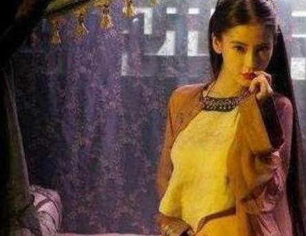 古代女子对贞洁如此看中 她们上半身穿肚兜，下半身又会穿什么